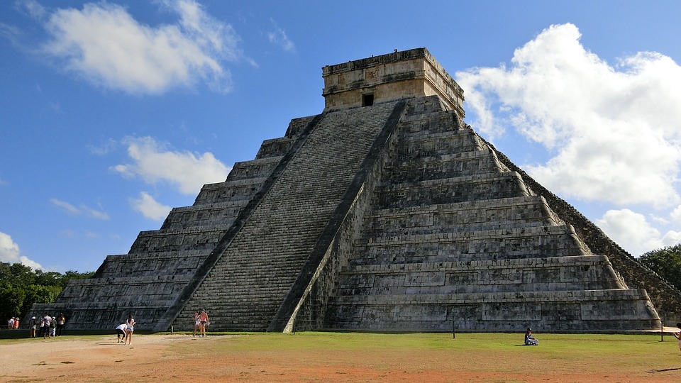 chichen-itza-yucatan