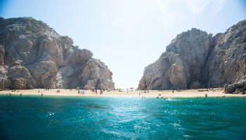 lovers-beach-sailing-daytrip-los-cabos-mexico