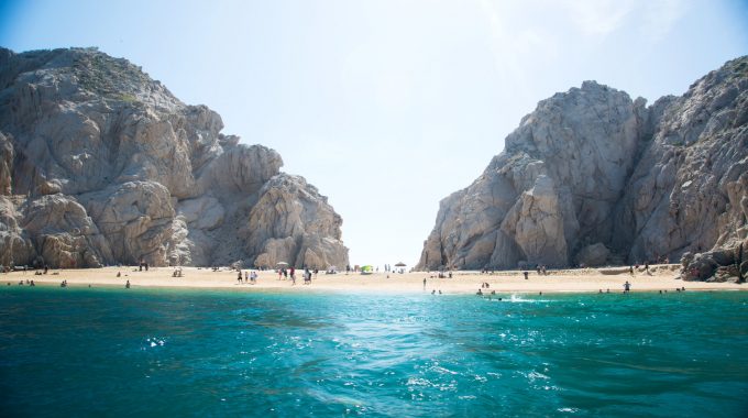 lovers-beach-sailing-daytrip-los-cabos-mexico