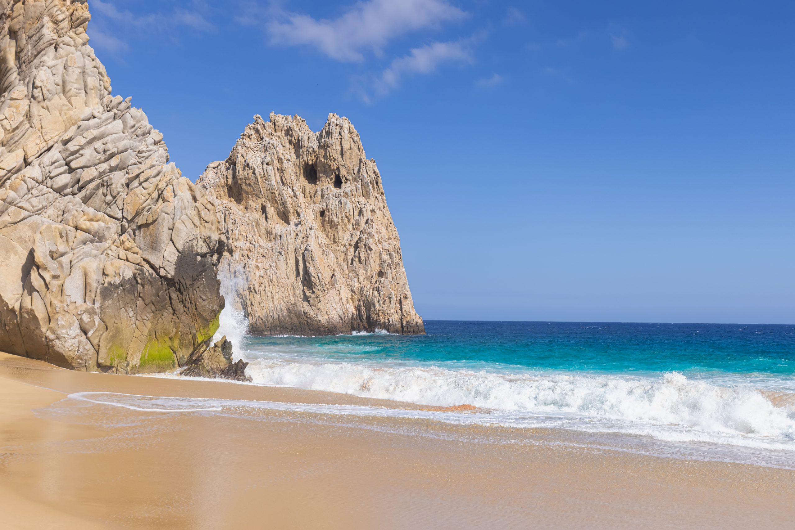 Mexico, Los Cabos travel destination Playa del Divorcio, Divorce Beach near Arch of Cabo San Lucas.